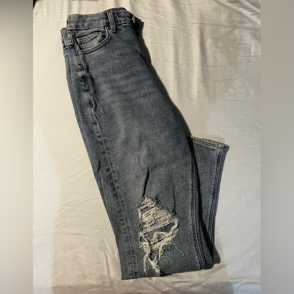 AE MOM JEAN